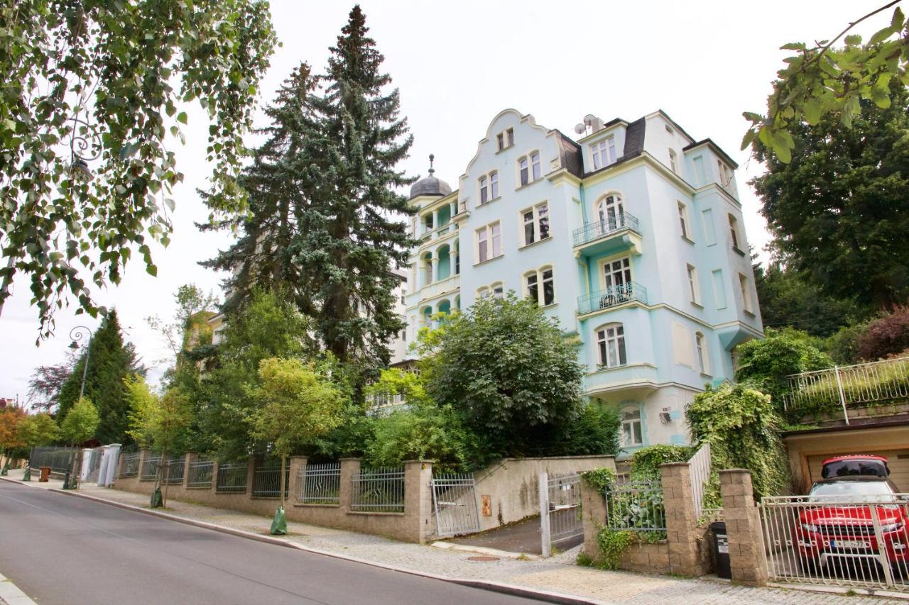 Ubytovani 1204 Na Ulici Krale Jiriho Daire Karlovy Vary Dış mekan fotoğraf